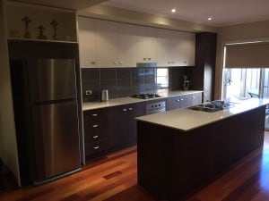 accommodation with kitchen in shepparton