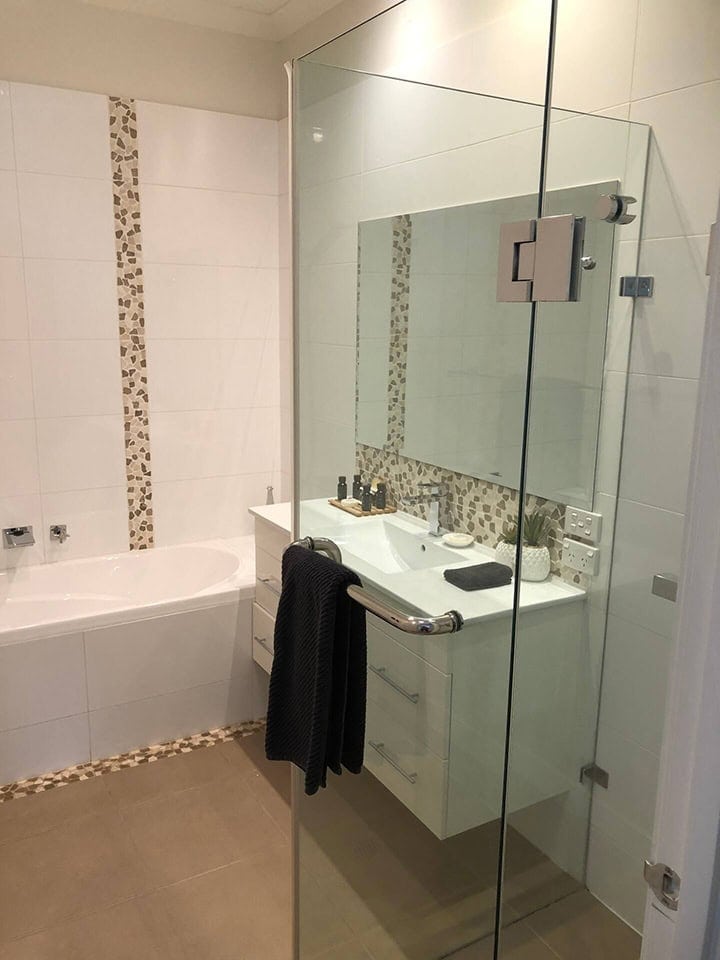 full bathroom