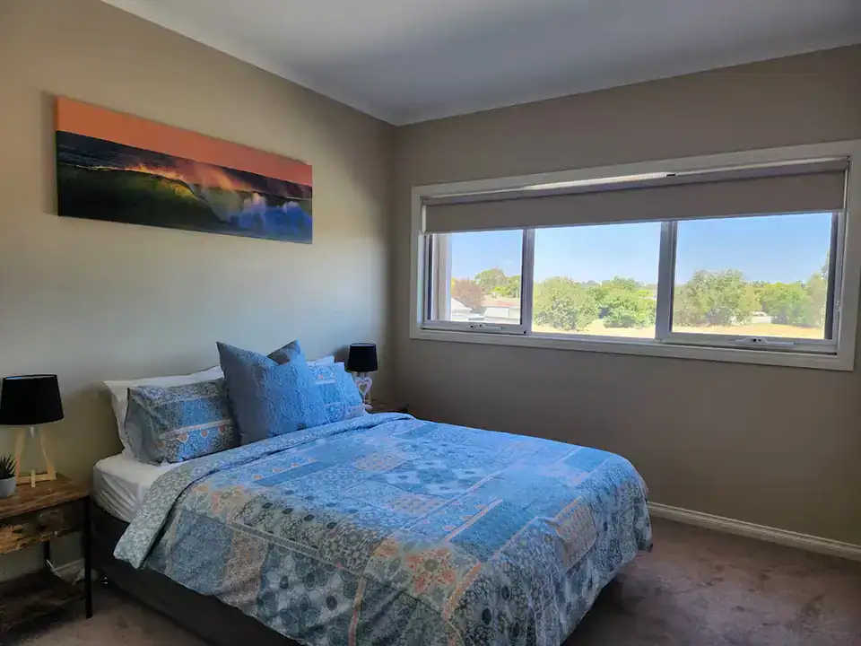 lbarza spacious 4br 2 storey family home 8