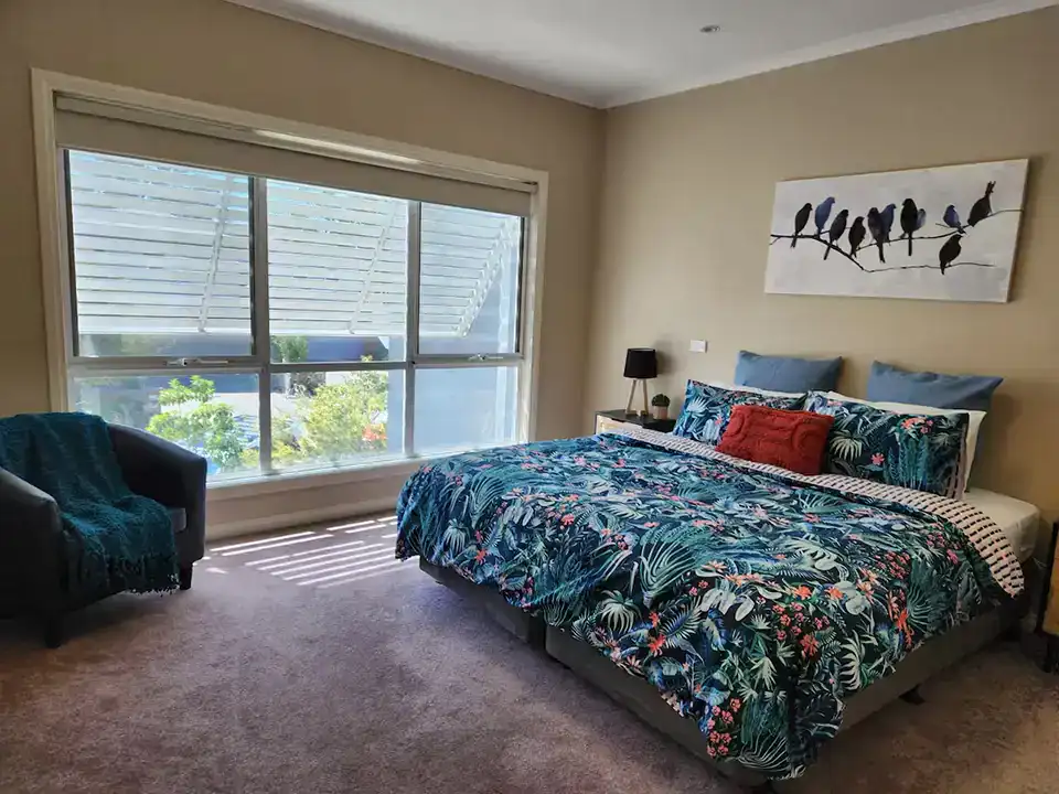lbarza spacious 4br 2 storey family home 9