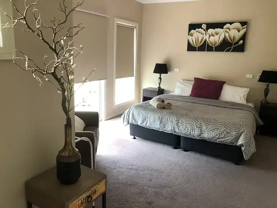 l barza lovely 3 br serviced townhouse near lake 6