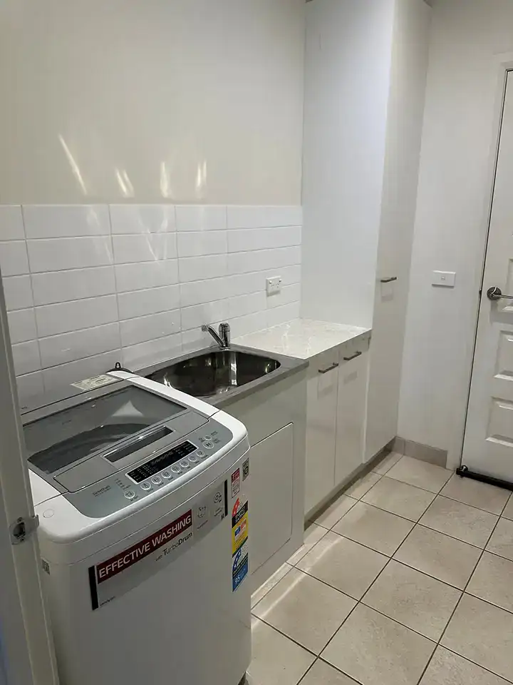 laundry area 7