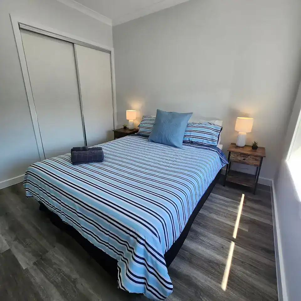 lbarza elegant family 3br home 7