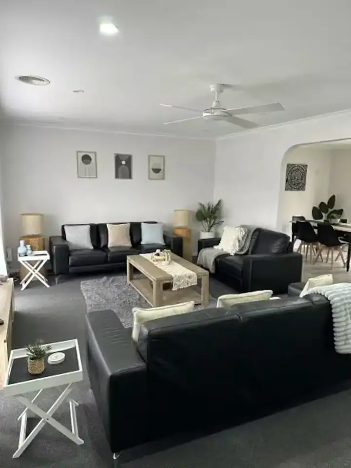 lbarza family friendly 3 bedroom north