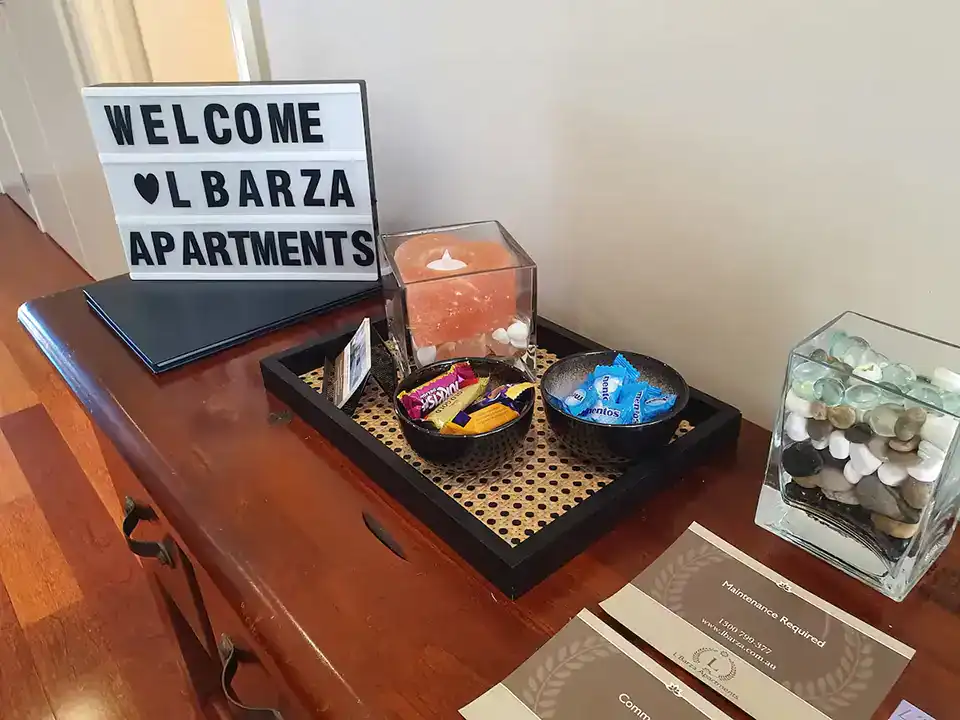 lbarza luxury 3 br 2bath townhouse 23