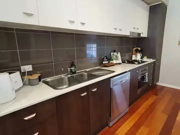 lbarza luxury 3 br 2bath townhouse 5