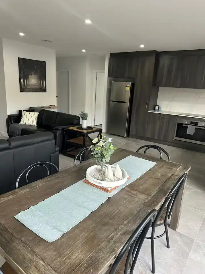 lbarza new executive 3br townhouse 4