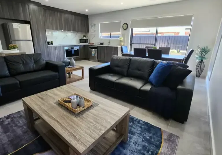 lbarza elegant family 3br home
